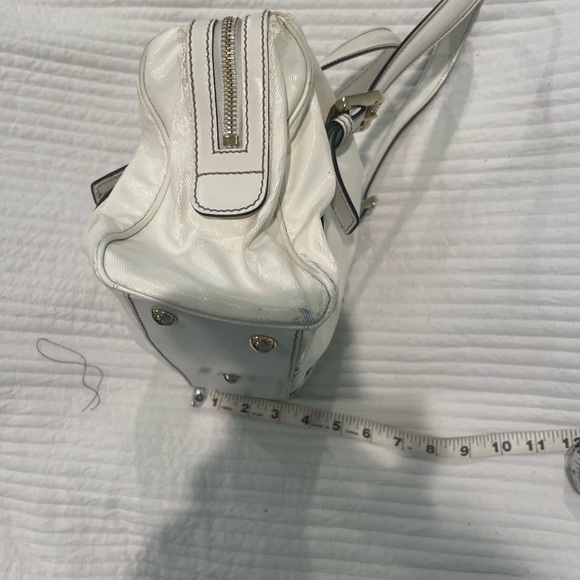 GUCCI
White Dialux Britt Boston Bag - Picture 14 of 16